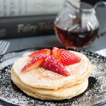 Fluffy Lemon Ricotta Pancakes | breakfast for dinner