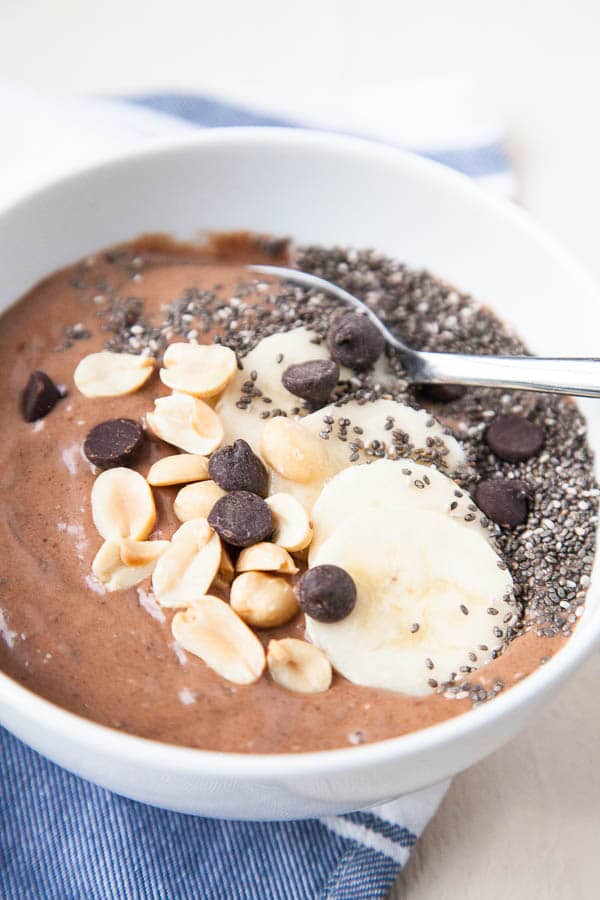 Chocolate Peanut Butter Smoothie Bowl - Breakfast For Dinner